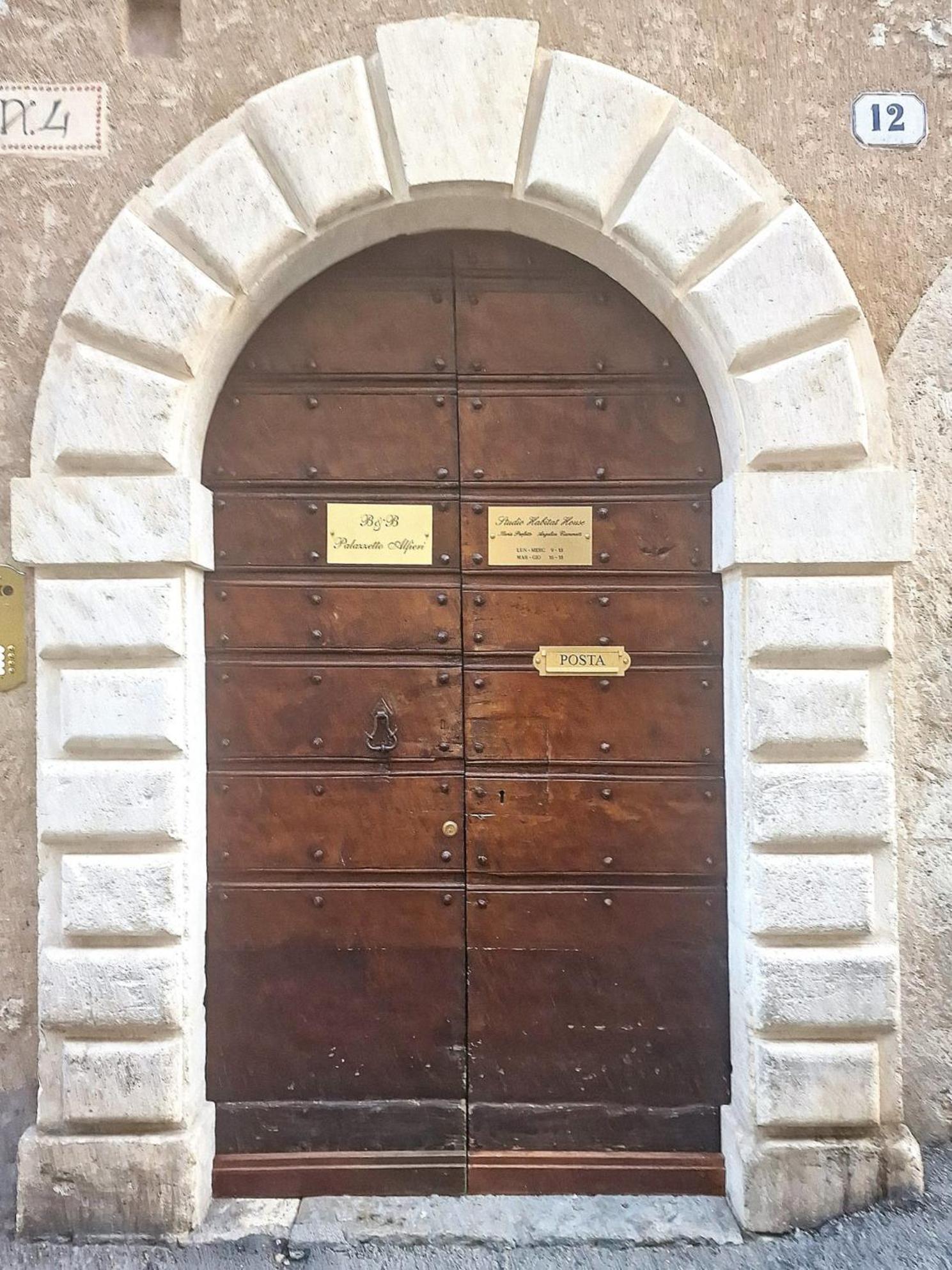 B&B Palazzetto Alfieri L'Aquila Centro Storico Luaran gambar